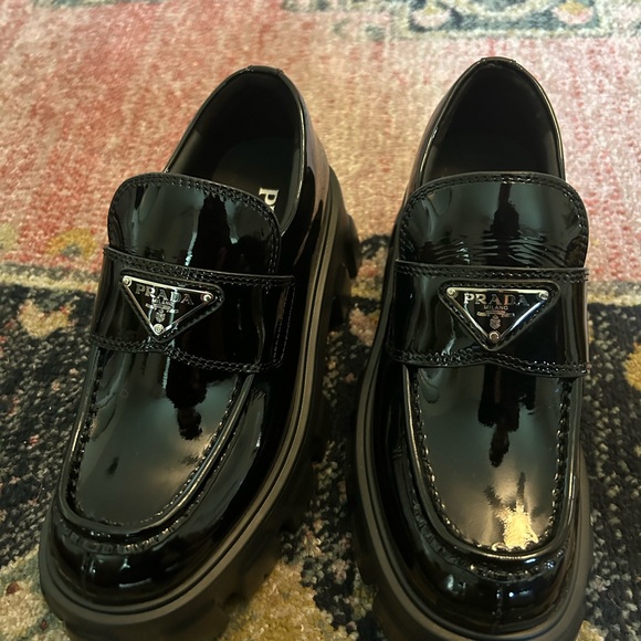 Prada Womens Black Patent Leather Monolith Loafers - Picture 2 of 10
